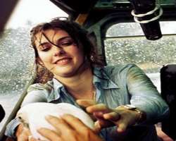 She had served at Busch Gardens Bird Sanctuary in the San Fernando Valley as a bird trainer. Her bird training helps her to shoot a scene in the resto